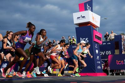 Tola sets NYC Marathon course record to win men's race; Hellen Obiri of Kenya takes women's title