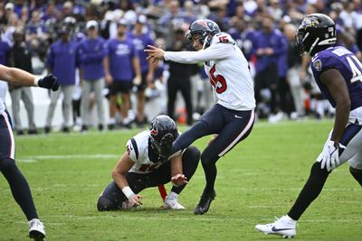 Texans kicker Ka’imi Fairbairn out with quad injury