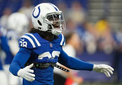Colts’ Tony Brown suffers concussion vs. Panthers