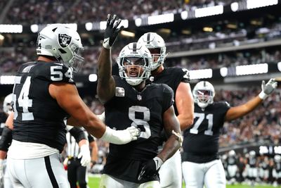 Raiders get big win over Giants, 30-6