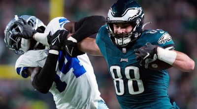 Dallas Goedert Could Go to IR After Suffering Forearm Fracture vs. Cowboys