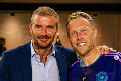 David Beckham meets former Rangers hero Scott Arfield