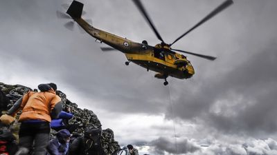 Hiker rescued from "clearly dangerous" cliffside after following non-existent Google Maps trail