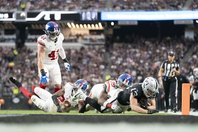 Stock up, down after Giants’ 30-6 loss to Raiders