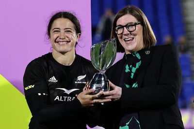 Black Ferns, Red Roses, red cards and red faces