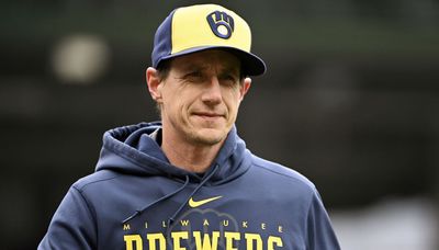 Cubs fire David Ross as manager and hire Craig Counsell in shocking move