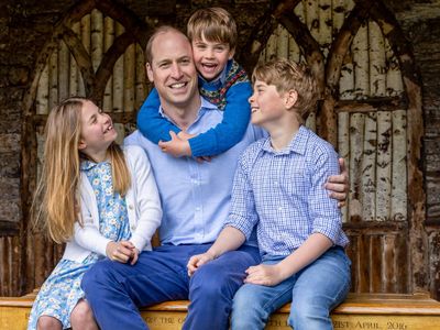 Princess Charlotte expertly convinces Prince George to switch seats with her in resurfaced video