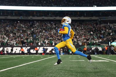 Chargers Highlight: Derius Davis takes punt return 87 yards to house vs. Jets