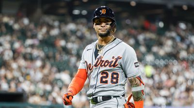 Tigers’ Javier Báez Surprises No One By Opting In for $98 Million Left on Contract