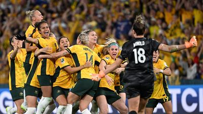 New pay deal to net big wins for Socceroos, Matildas