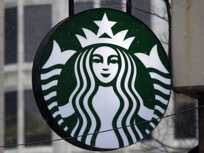 Starbucks increases U.S. hourly wages and adds other benefits for non-union workers
