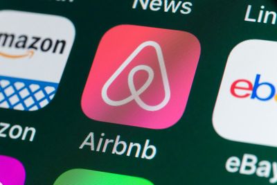 Italy to seize £675m from Airbnb in tax evasion inquiry