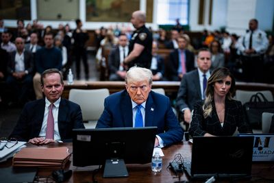 Trump is "decompensating" in court