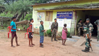 Chhattisgarh polls: Four jawans injured in encounter with Maoists, IED blast in Kanker