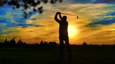 32 Reasons To Love Evening Golf