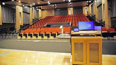 Wake Tech’s Multipurpose Lecture Hall and Atrium Run on Extron AV Technology