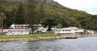 University commits to working on future of Tomaree Lodge site