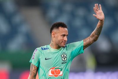 Robbers break into home of Brazilian soccer star Neymar's partner, she said on social media