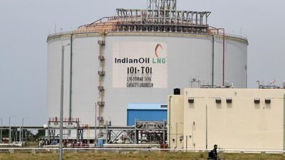 Indian Oil to expand its LNG terminal at Kamarajar Port in Chennai