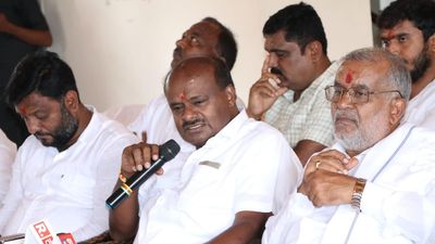 H.D. Kumaraswamy says JD(S)-BJP leaders will work like family to win all 28 Lok Sabha seats in Karnataka