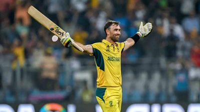 'Sometimes, no footwork becomes great footwork too': Sachin Tendulkar lauds Glenn Maxwell for his perseverance
