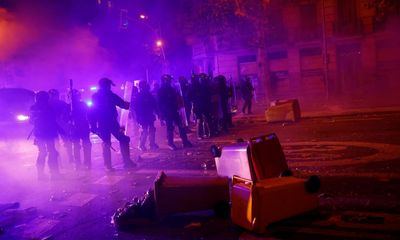 Dozens injured in protests at Spanish socialist party’s Madrid headquarters