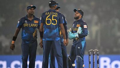 Sri Lanka have gaps in skills to fill, says assistant coach Naveed Nawaz