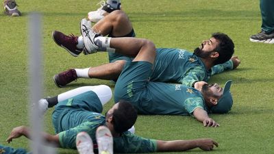 ICC WORLD CUP | Pakistan gets a boost as leg-spinner Shadab returns to training