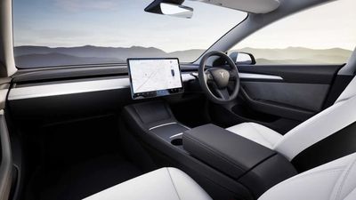 UK Tesla Owner Reimbursed $10,000 After FSD Lawsuit Settlement