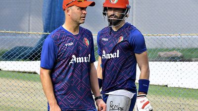 Wish we could have put fielders in the stands for Maxwell: Afghanistan coach Jonathan Trott