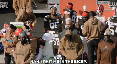 Myles Garrett’s Browns teammates brutally roasted him for dropping a ridiculous interception