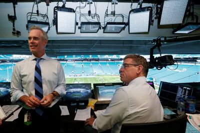 Buck and Aikman are now the longest-tenured broadcast crew in NFL history
