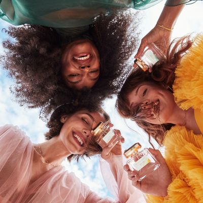 Kendra Scott's First Fragrance Collection Has Officially Launched