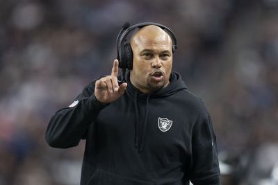 Antonio Pierce describes the exact style of play he wants the Raiders to be known for