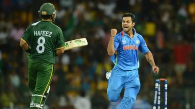 'Seems you were bowled by Virat Kohli': Michael Vaughan trolls Mohammed Hafeez over indirect jibe