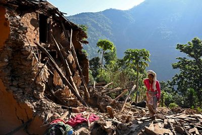 ‘I survived. My family did not’: Nepal’s quake victims mourn and wait for aid
