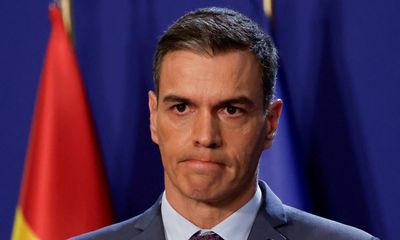 Rightwing politician shot in Madrid after Spain’s Pedro Sánchez strikes controversial deal with Catalan separatists – as it happened