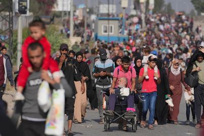 Israeli strikes pound Gaza City, where tens of thousands have fled in recent days