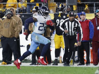 Titans RB Derrick Henry named to PFF’s Midseason All-Pro team