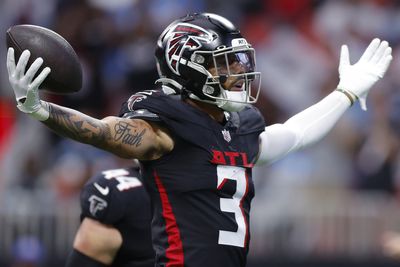 Which Falcons were named to PFF’s midseason All-Pro team?