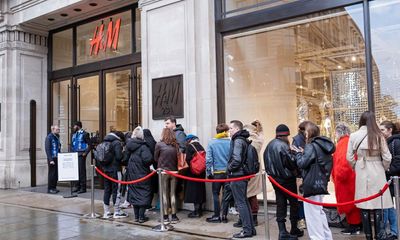 ‘Takes me back to Twiggy’: hundreds queue for H&M Paco Rabanne launch in London