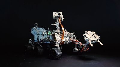 Build your own AI-powered Perseverance Mars rover with this new DIY kit