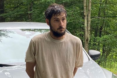 Escapee captured after 9 days when dog bark alerted couple pleads guilty in Pennsylvania