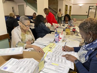 Ballot shortages created democracy problems during Mississippi governor's election