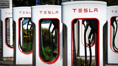 Analyst who predicted Tesla would fall in October has a new price target