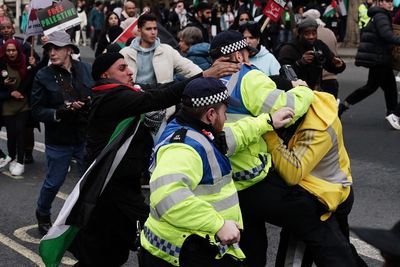 Pro-Palestine march: Police say they will ‘likely have to use force’ as protesters banned from Cenotaph