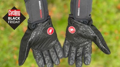 My go-to winter gloves are the Castelli Estremo - and they're finally on sale Black Friday 2023