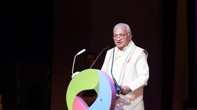 Misgivings about Kerala as an investment destination being cleared, says Governor