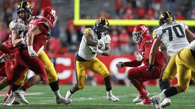 Iowa-Rutgers Over/Under Total Is Lowest on Record for College Football Game