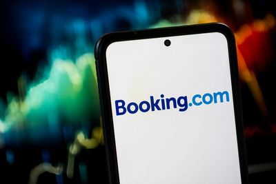 Booking.com to compensate some hotels over delayed payments but others miss out